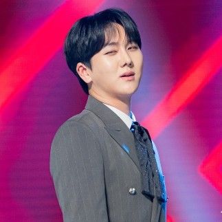 金秀瓒的近期活动照