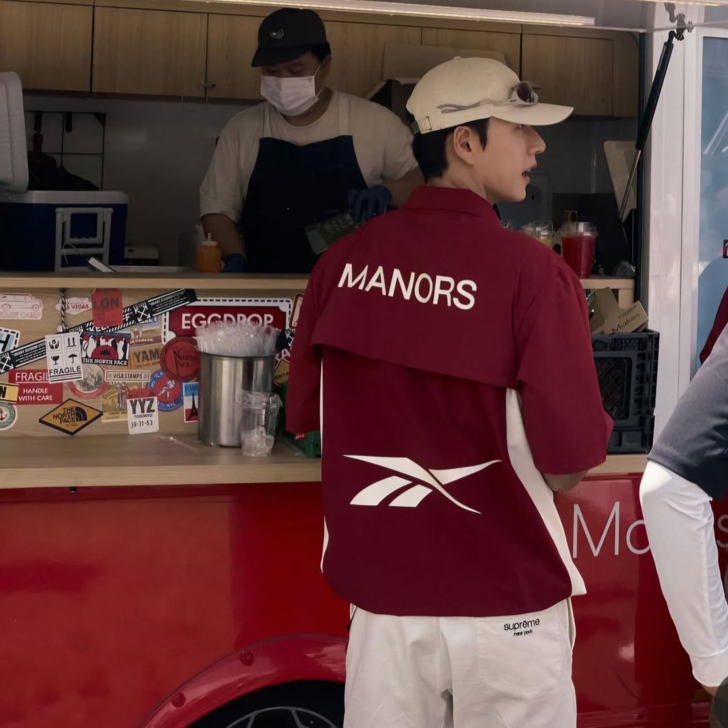 Behind-the-scenes cut of Park Haejin