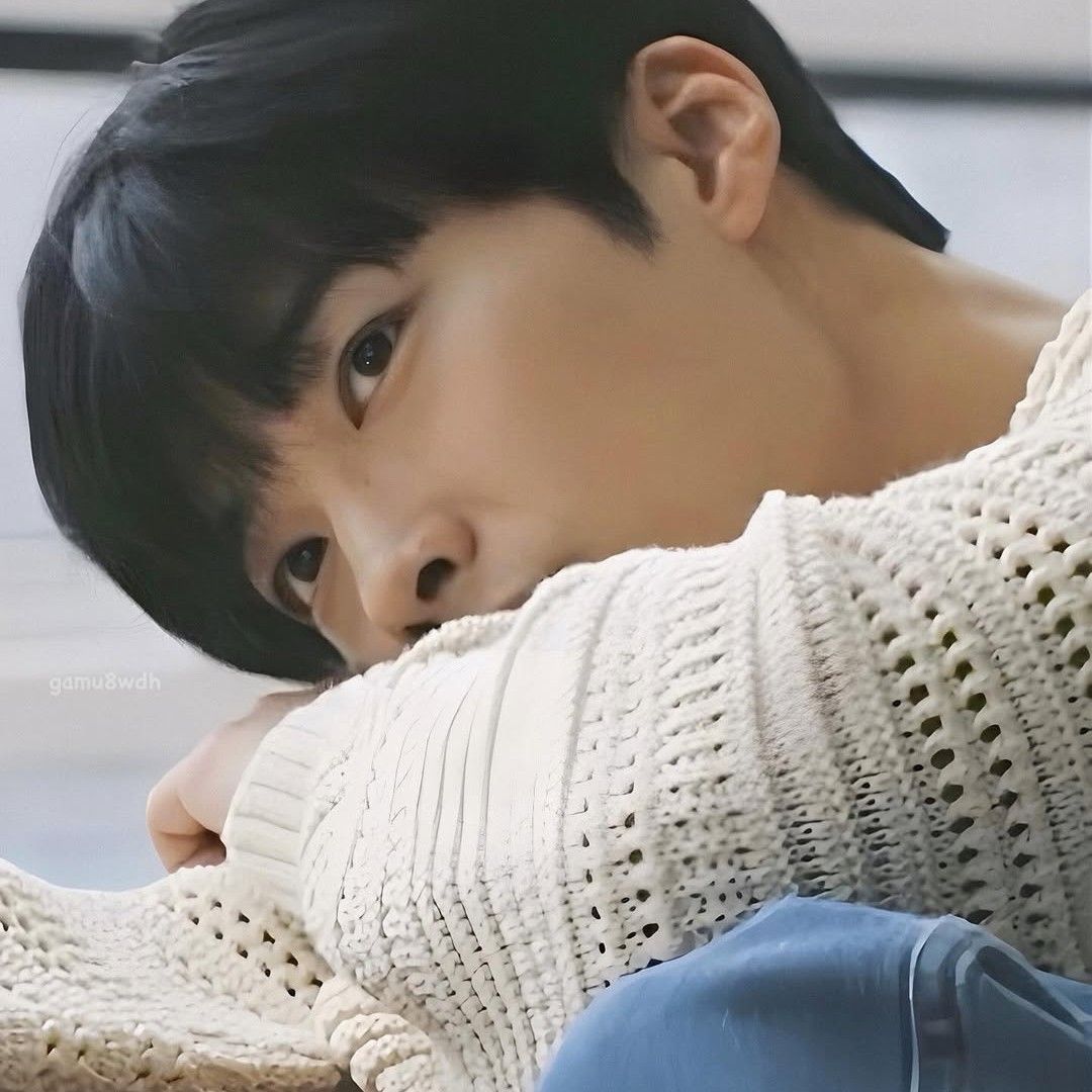 Behind-the-scenes cut of Woo Dohwan
