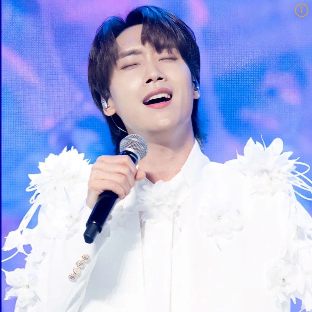 A moment captured by a fan of Choi Woojin