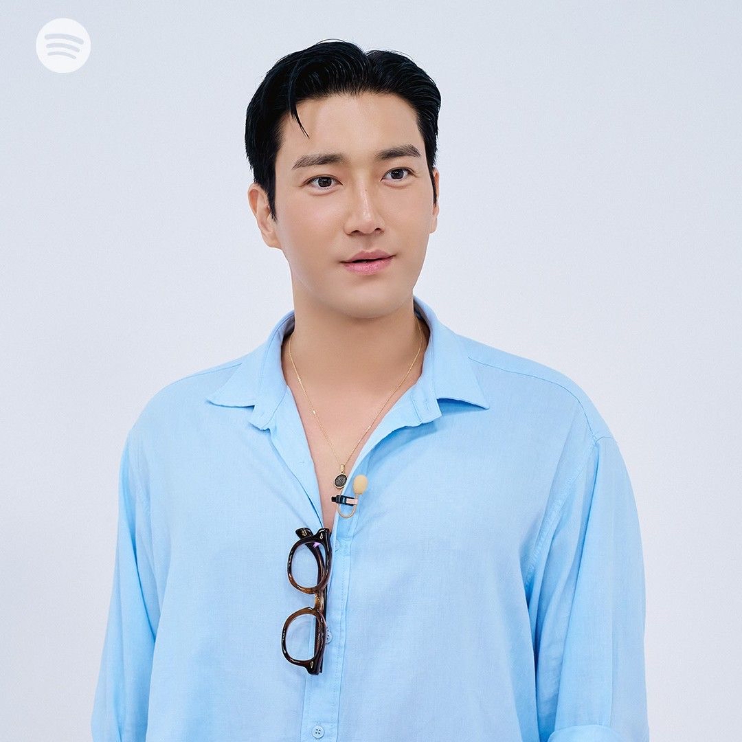 Latest photo of Choi Siwon