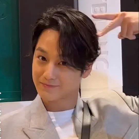 A moment captured by a fan of Kim Bum