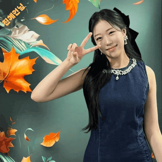 Behind-the-scenes cut of Jin Hyeoen