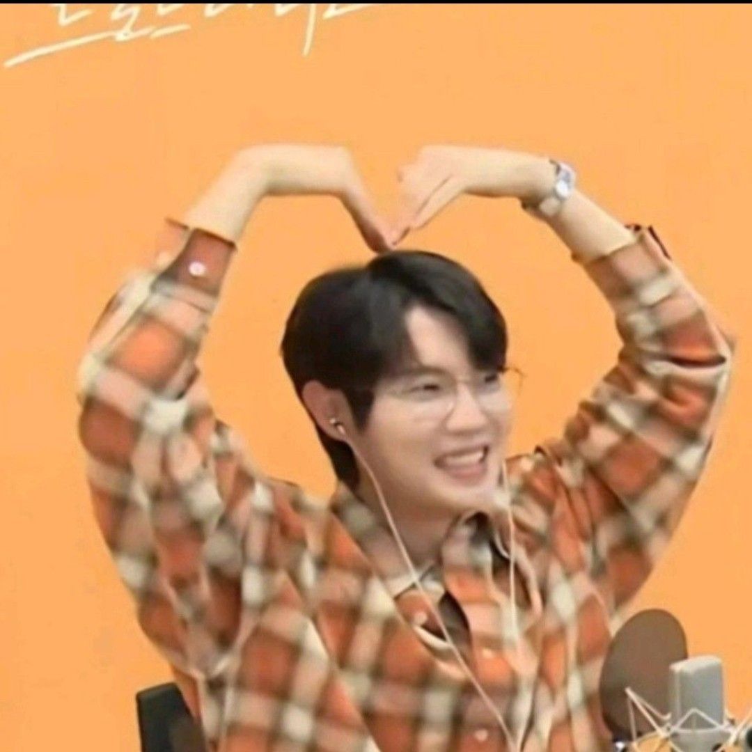 Behind-the-scenes cut of Son Taejin