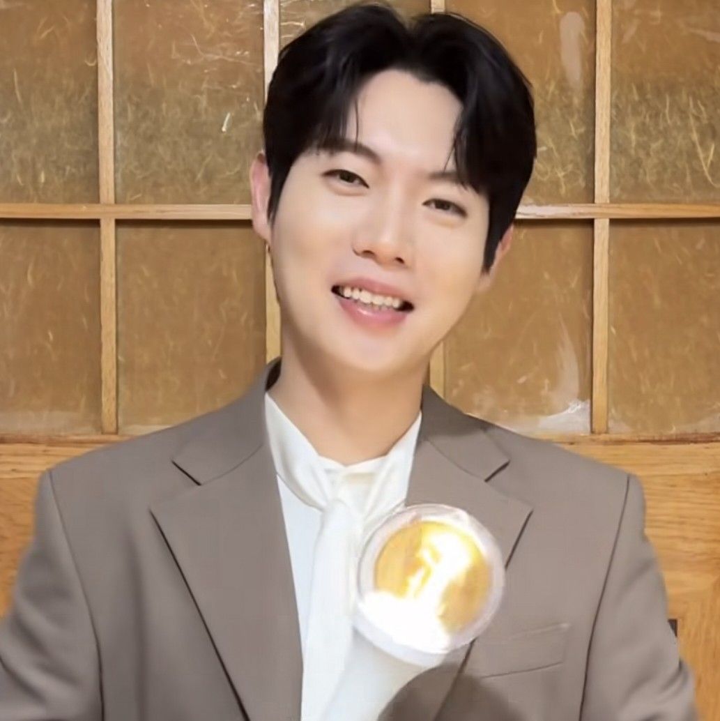 Behind-the-scenes cut of Son Taejin