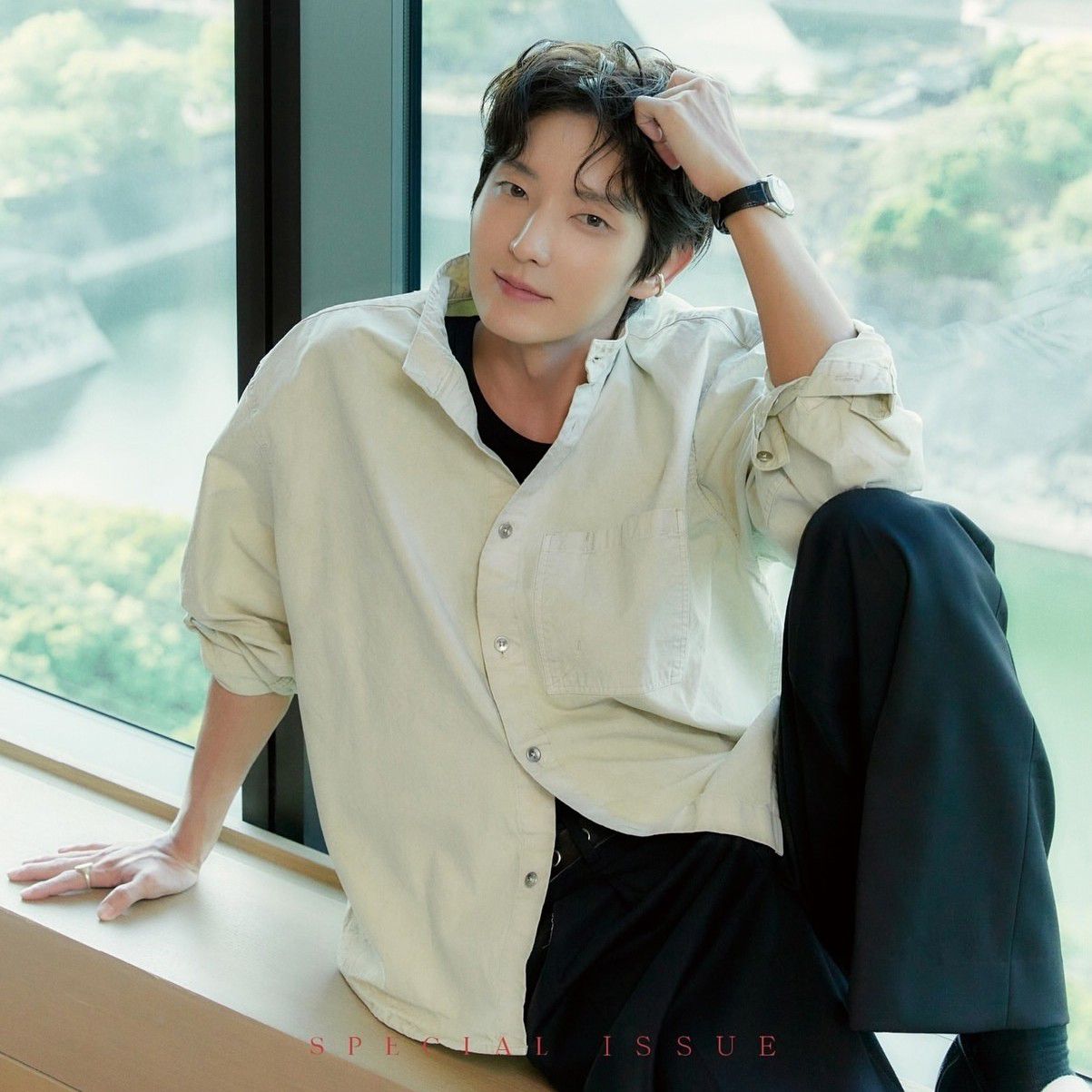 Recent activity shot of Lee Joongi