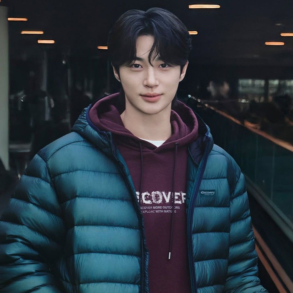 Latest photo of Byeon Wooseok