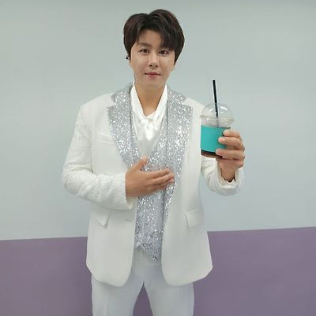 진해성의 비하인드 컷