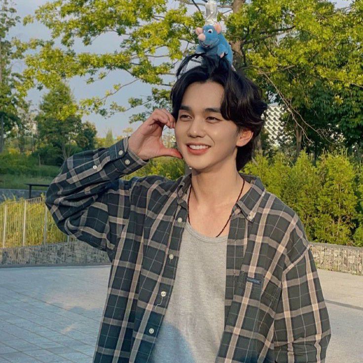 A moment captured by a fan of Yoo Seungho