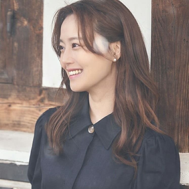 Behind-the-scenes cut of Moon Chaewon