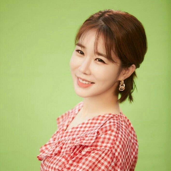 유인나 최근 활동샷