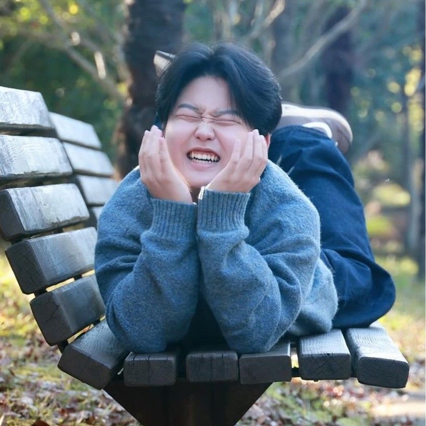 Behind-the-scenes cut of Park Sungon