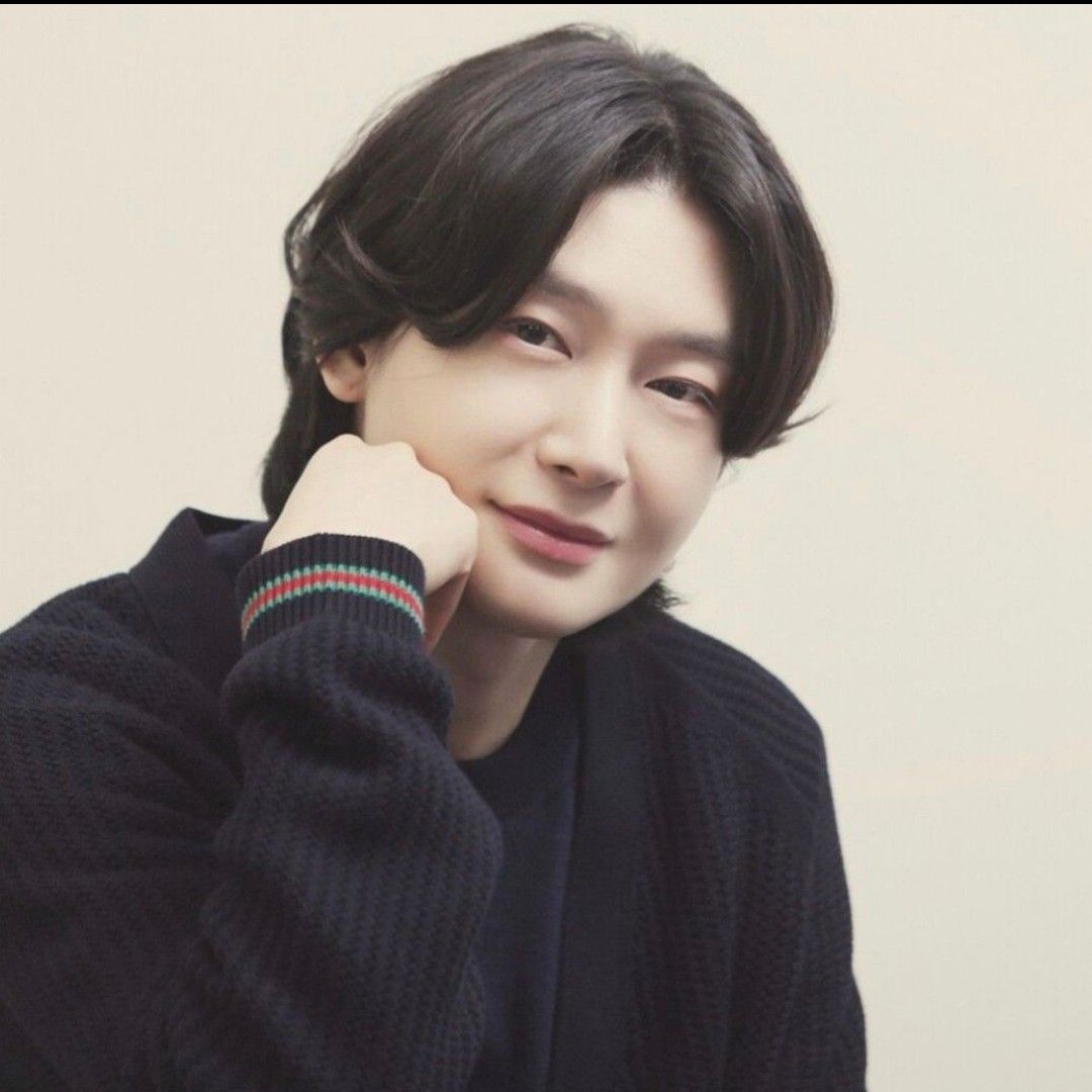 Kim Yongbin的最新照片