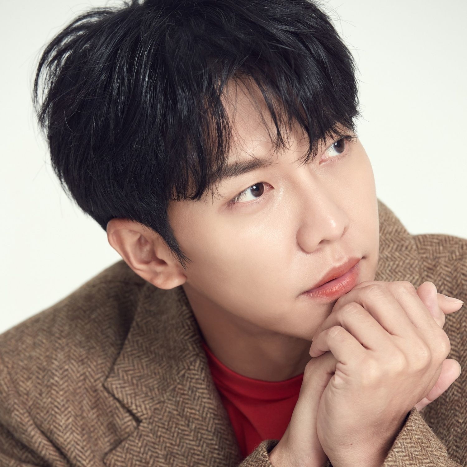 Latest photo of Lee Seunggi