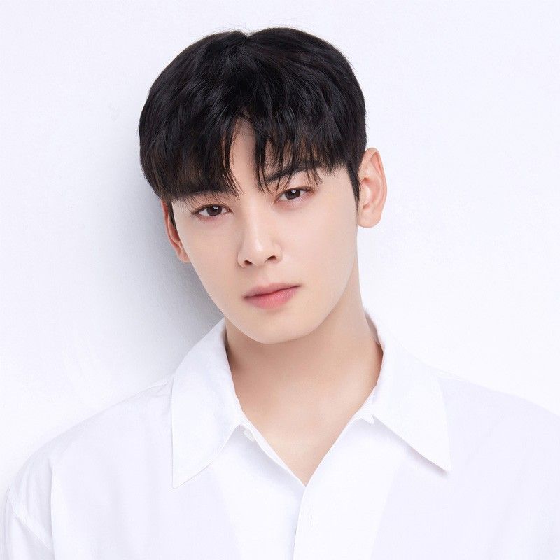 Foto kegiatan terbaru dari Cha Eunwoo