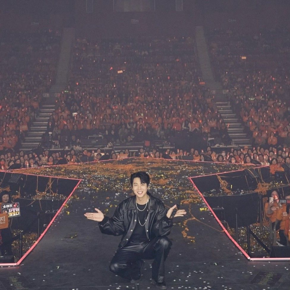 Latest photo of Son Taejin