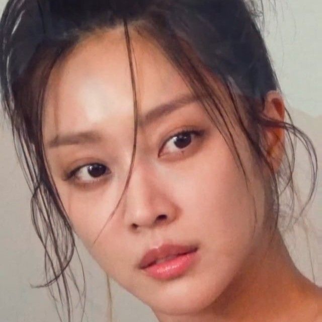 Recent activity shot of Cho Boah