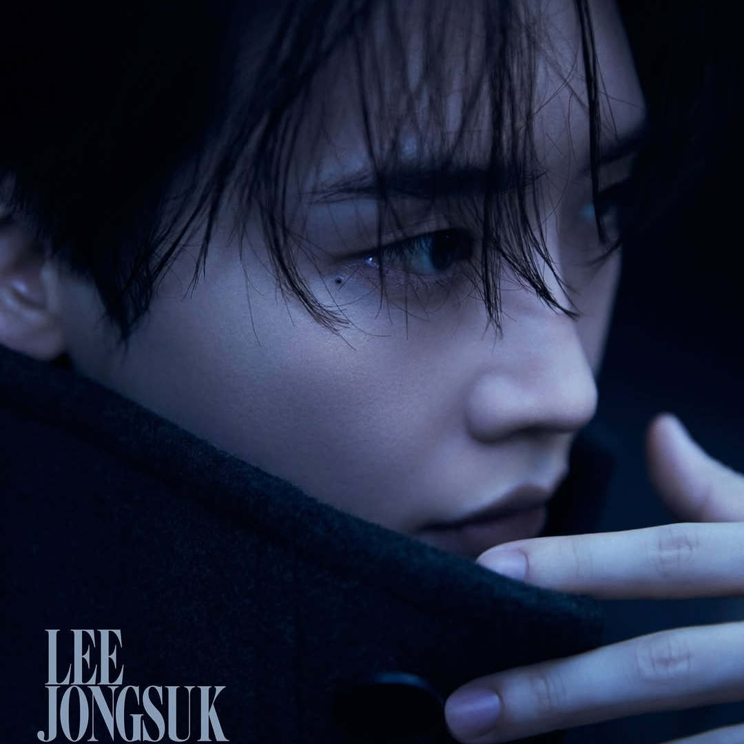 Recent activity shot of Lee Jongsuk