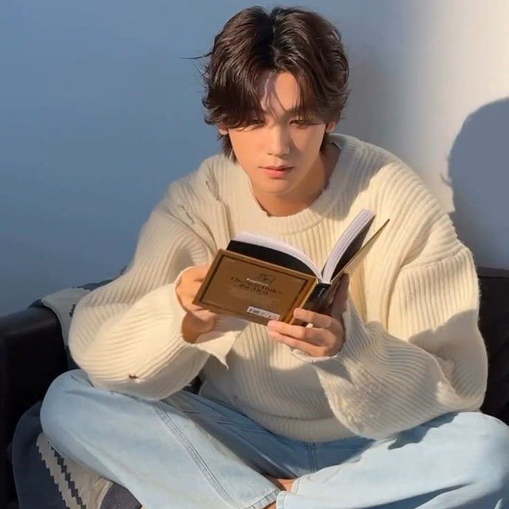 Recent activity shot of Park Hyungsik