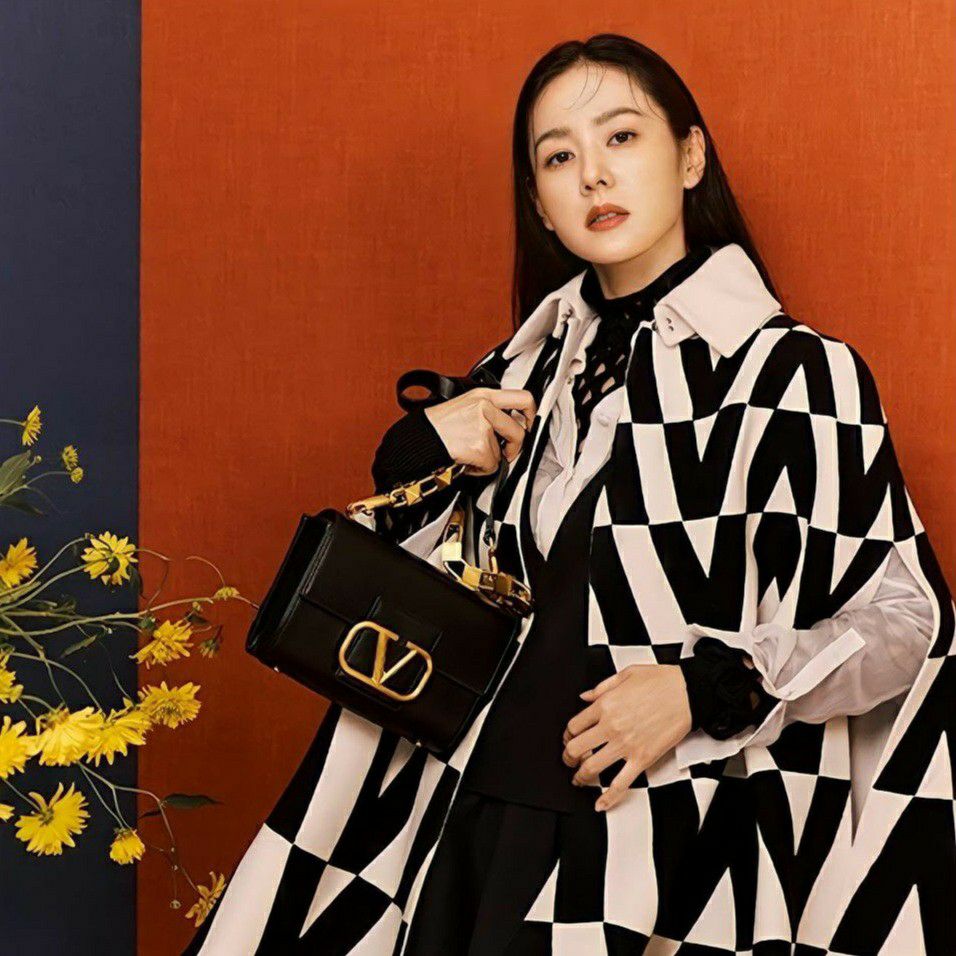 Foto terbaru dari Son Yejin