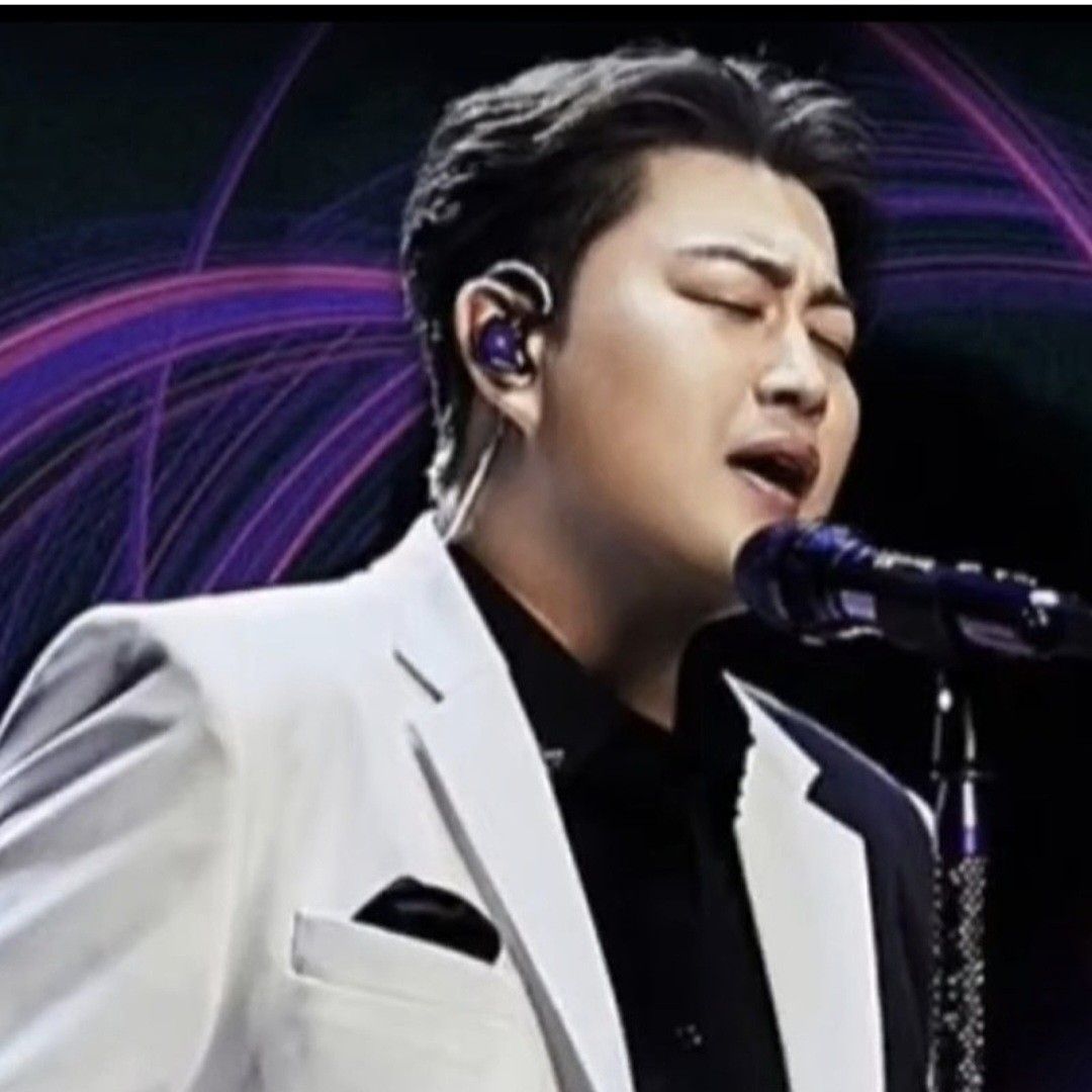Recent activity shot of Kim Hojoong