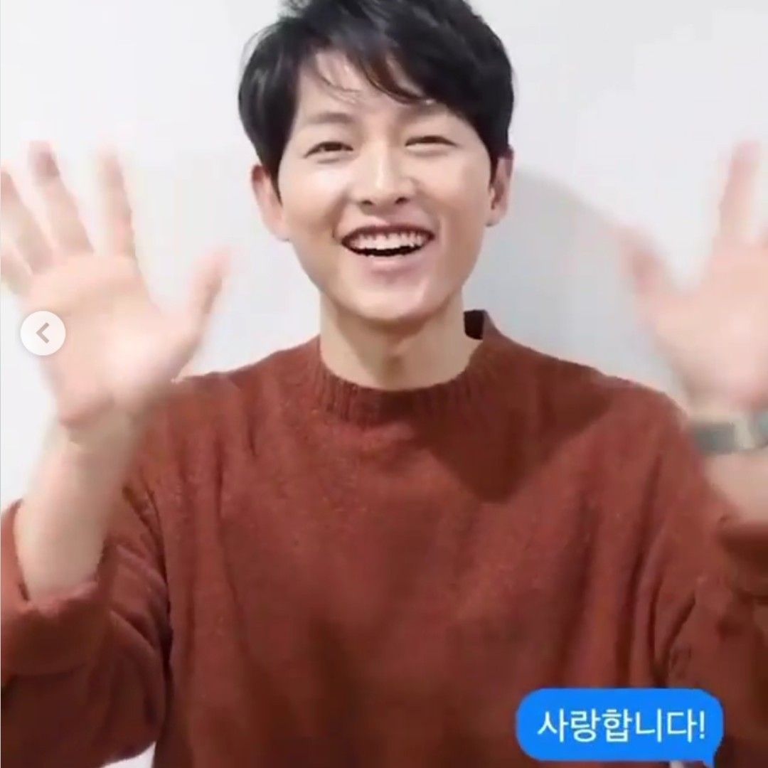 송중기의 최신 사진