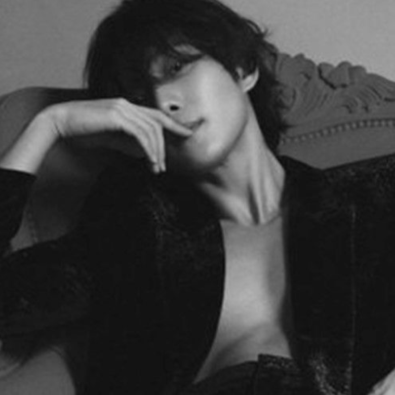 A moment captured by a fan of Kim Youngdae