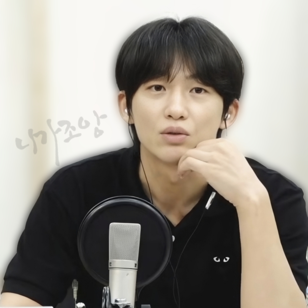 Latest photo of Shin Seungtae