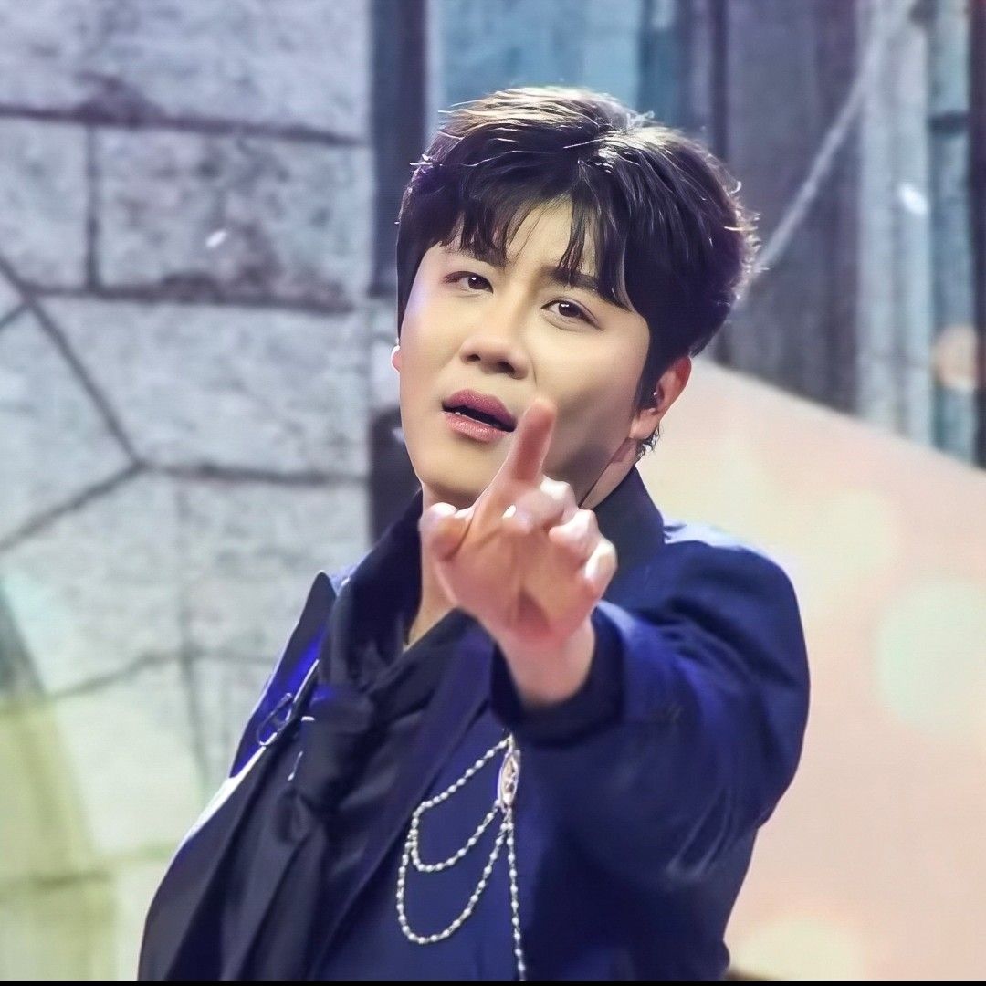 Recent activity shot of Jin Haesung