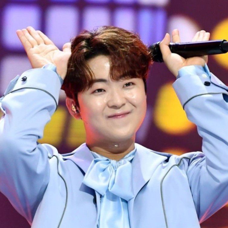 Behind-the-scenes cut of Park Minsu