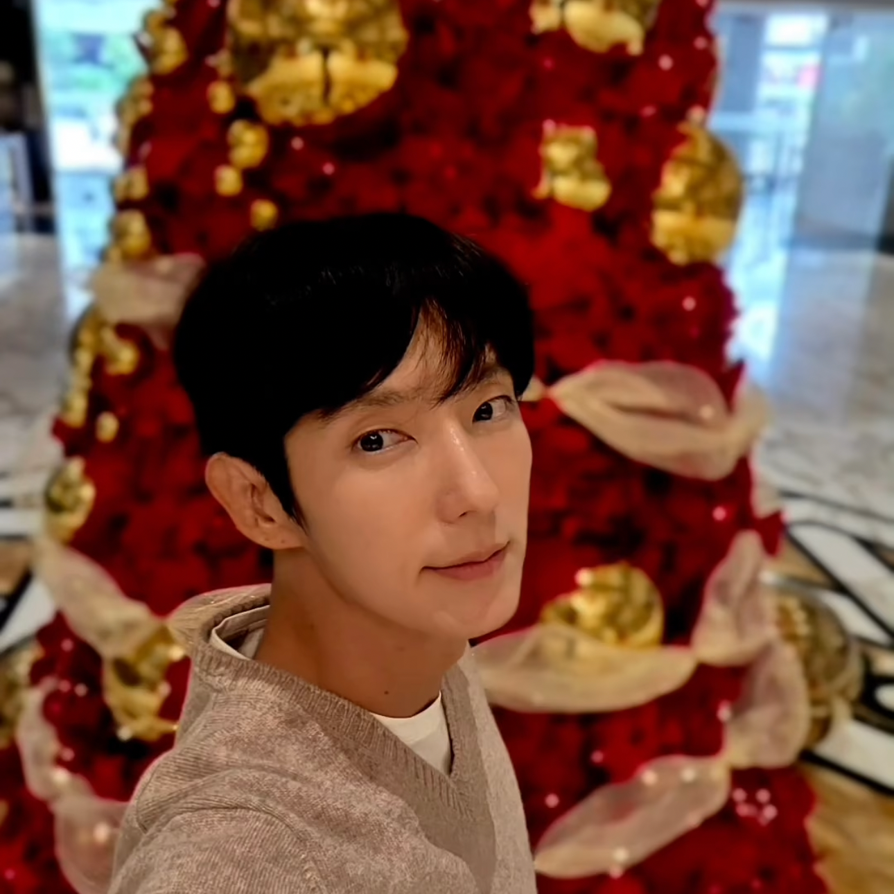 Recent activity shot of Lee Joongi