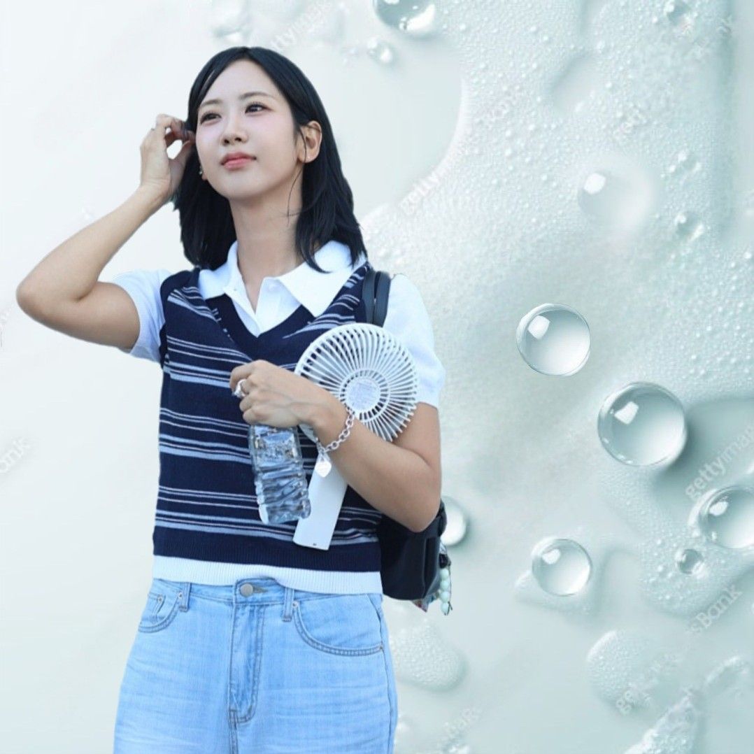 Foto terbaru dari Kang Hyeyeon