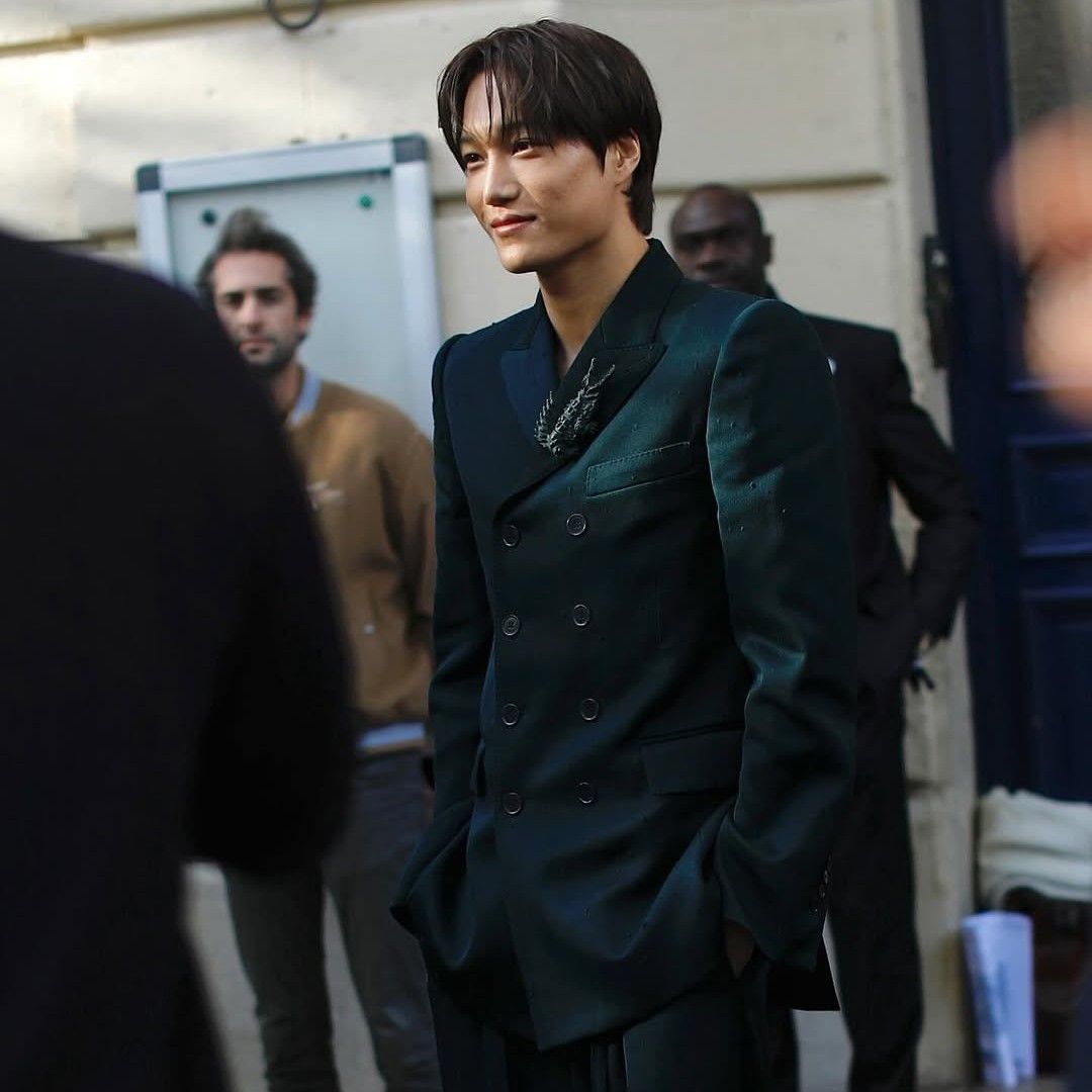 Behind-the-scenes cut of KAI