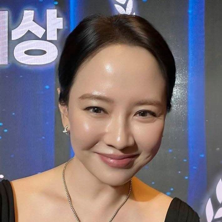 A moment captured by a fan of Song Jihyo