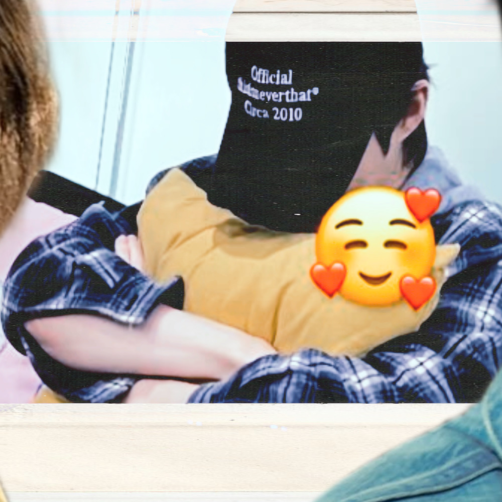 Behind-the-scenes cut of Byeon Wooseok