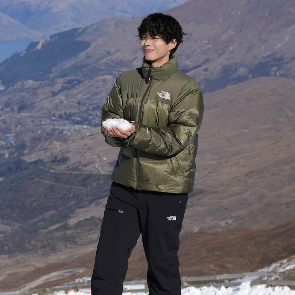 Latest photo of Park Bogum