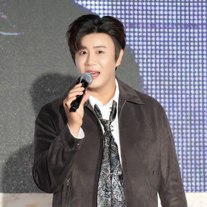 Latest photo of Jin Haesung