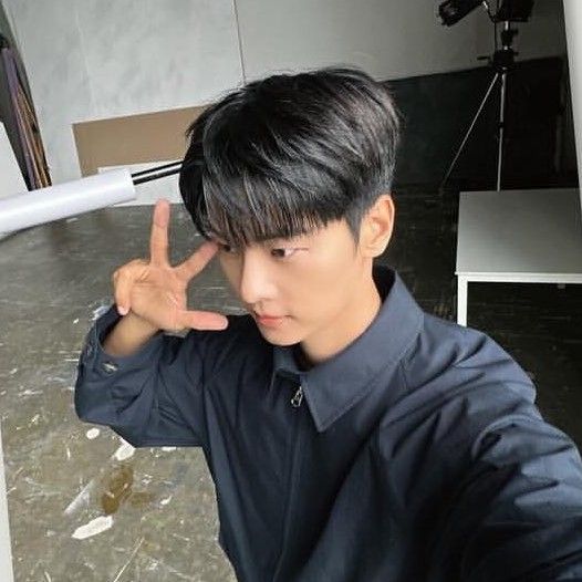 A moment captured by a fan of Cha Hakyeon (N)