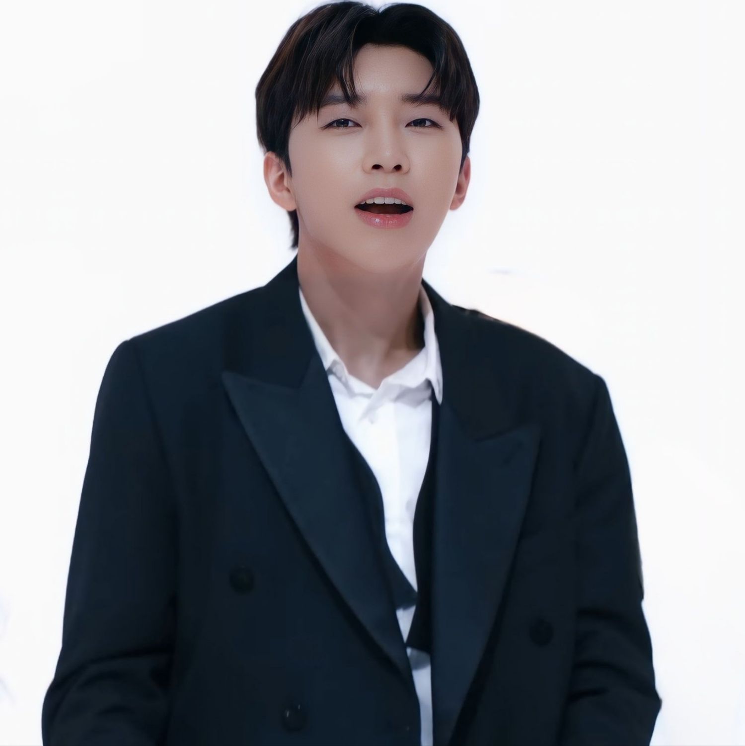 Latest photo of Lim Youngwoong