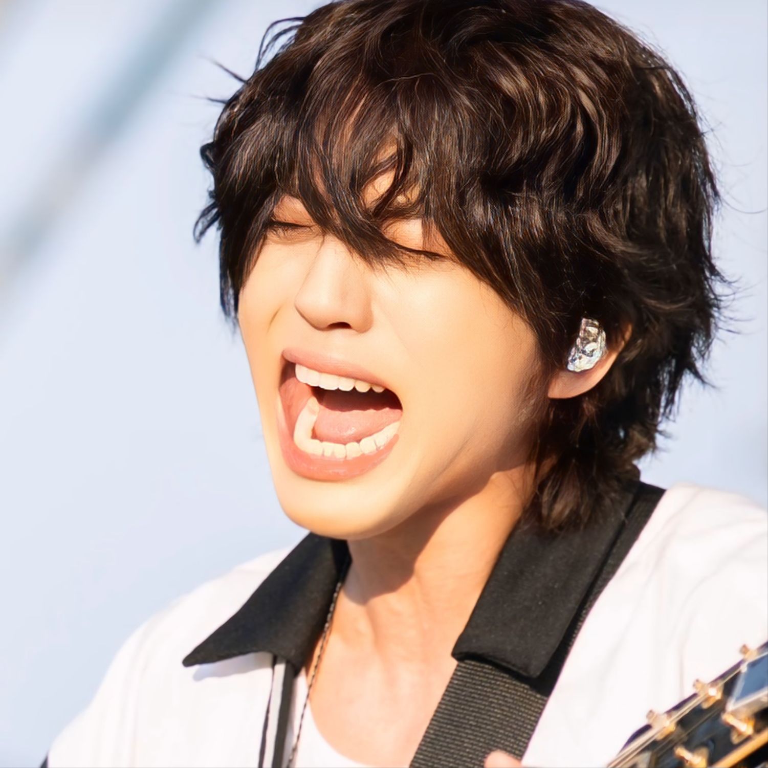 Behind-the-scenes cut of Lee Seungyoon