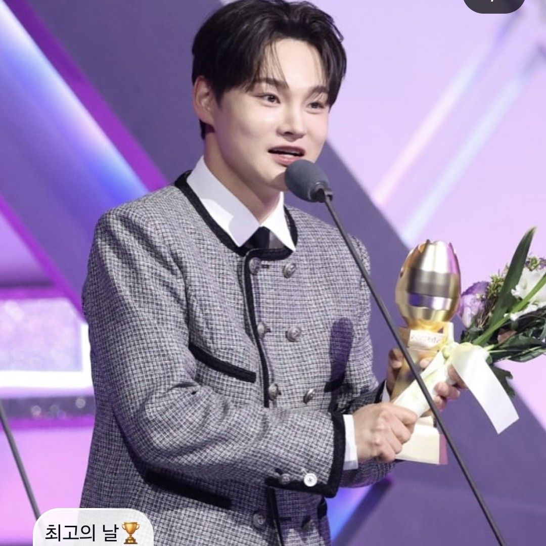 A moment captured by a fan of Park Seojin