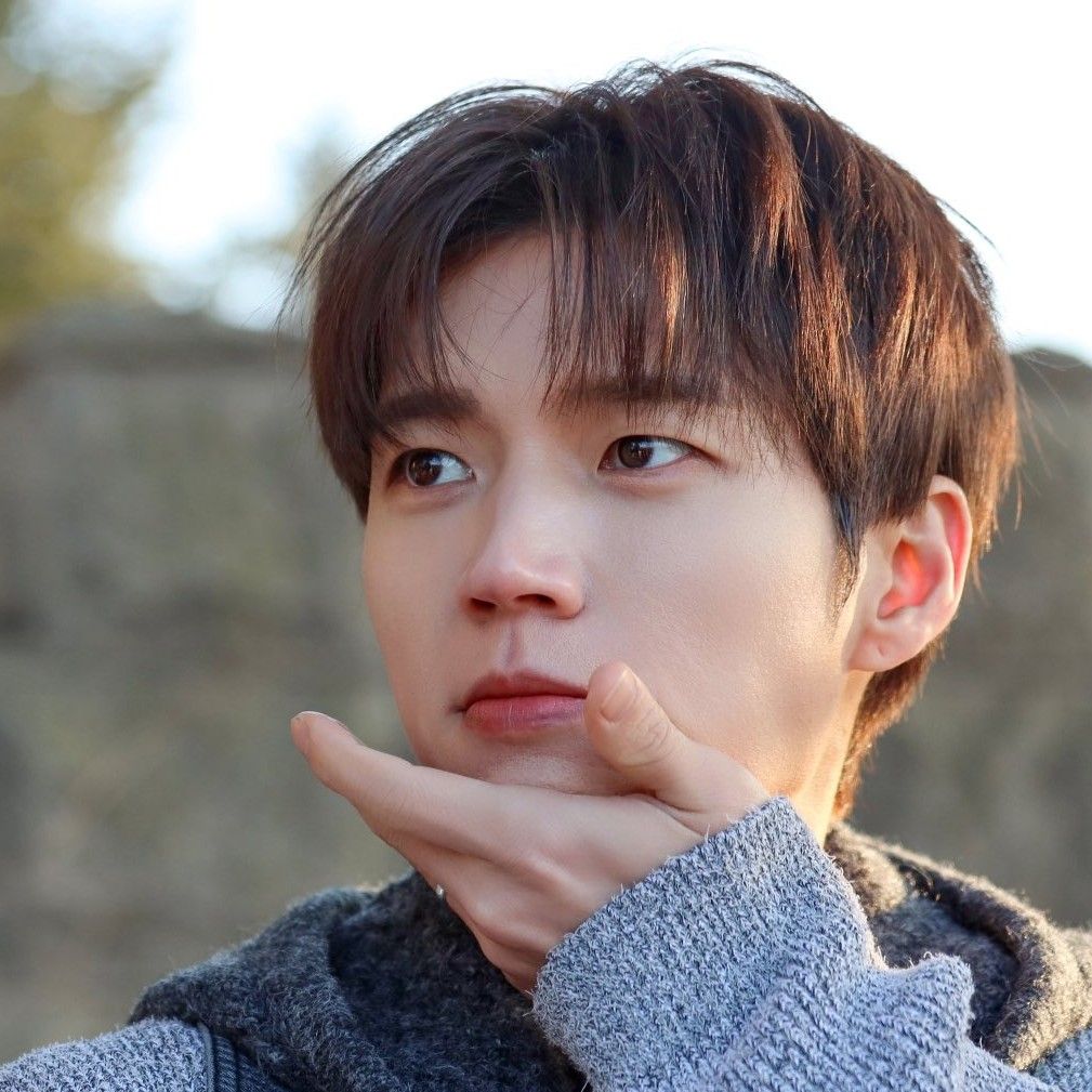 Behind-the-scenes cut of Nam Woohyun