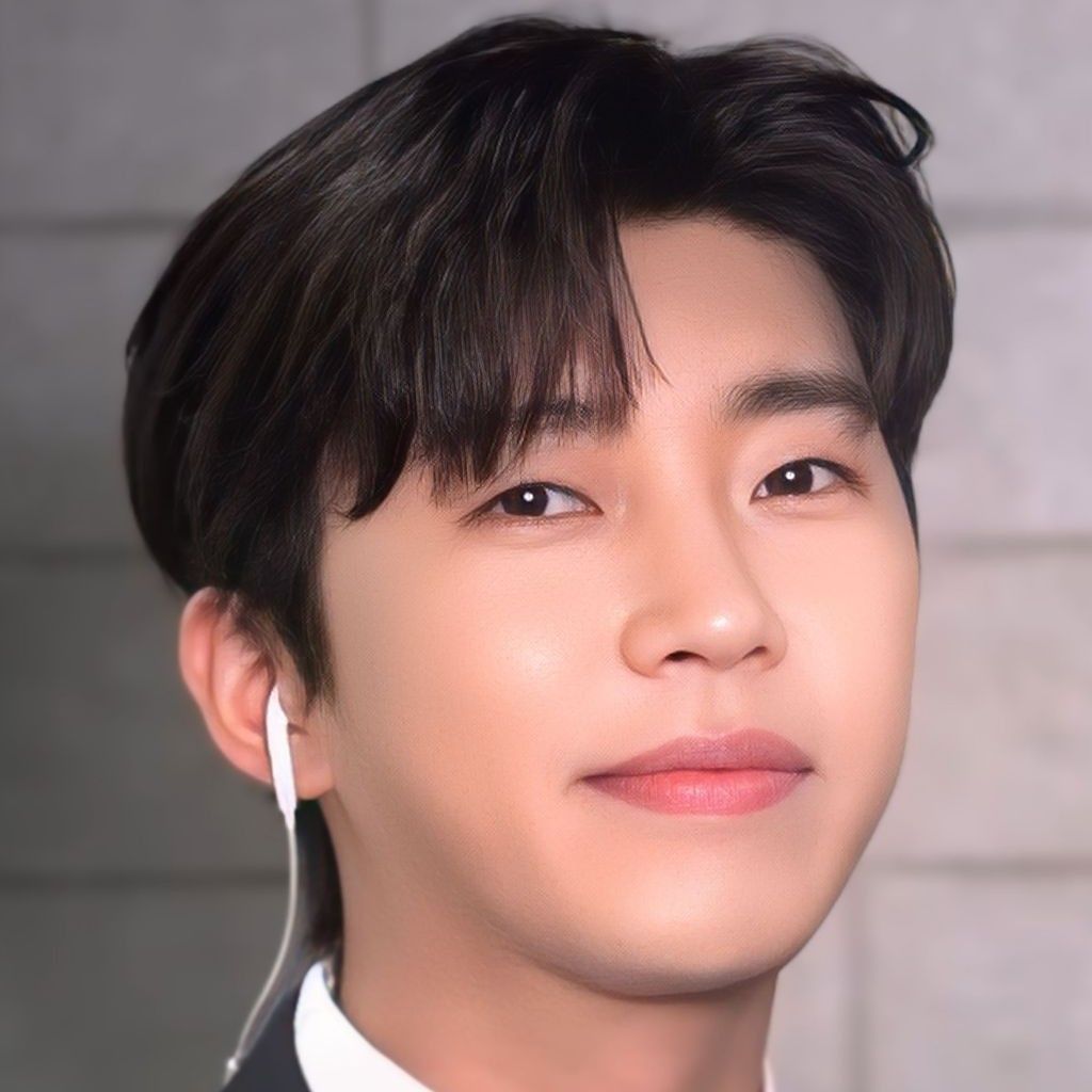 A moment captured by a fan of Lim Youngwoong