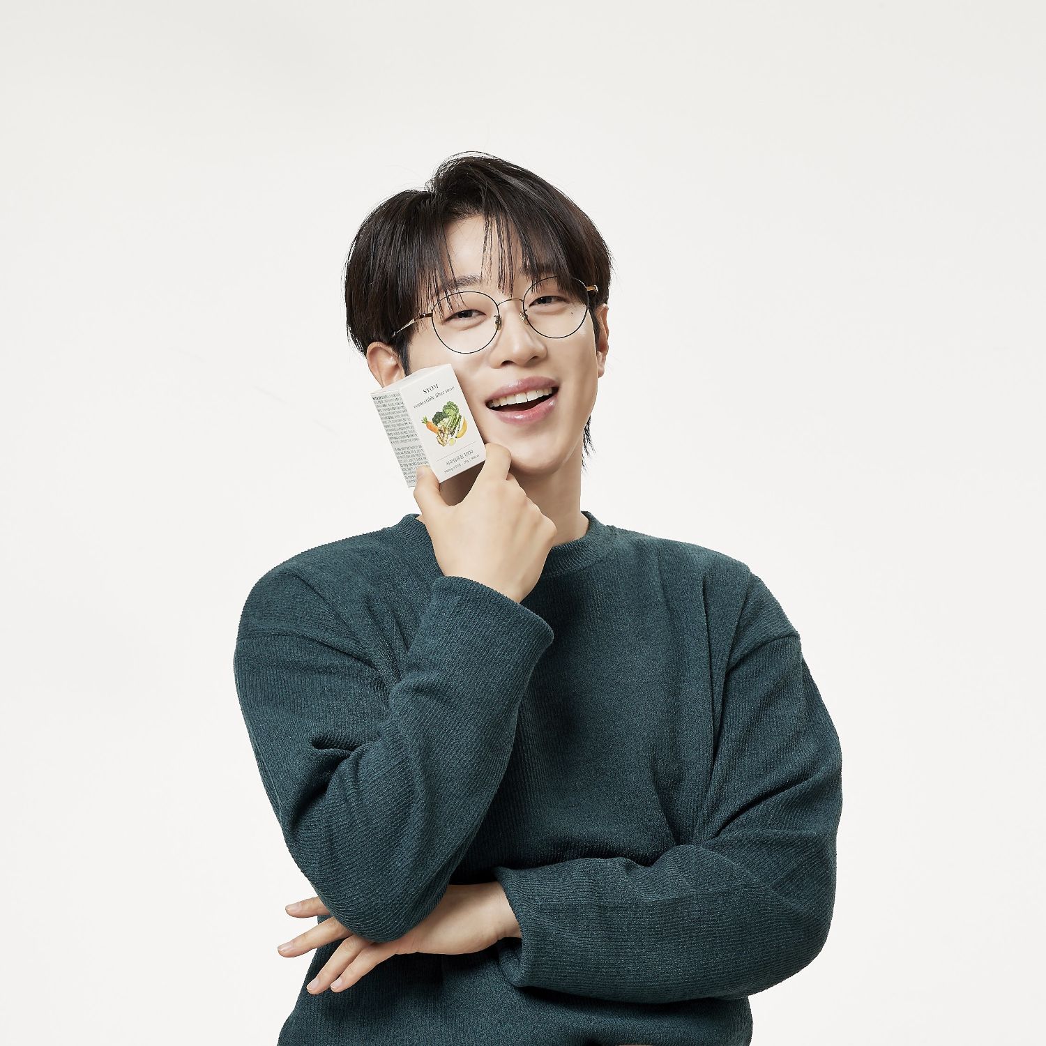 Behind-the-scenes cut of An Sunghoon