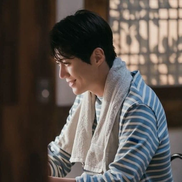 Recent activity shot of Kim Seonho