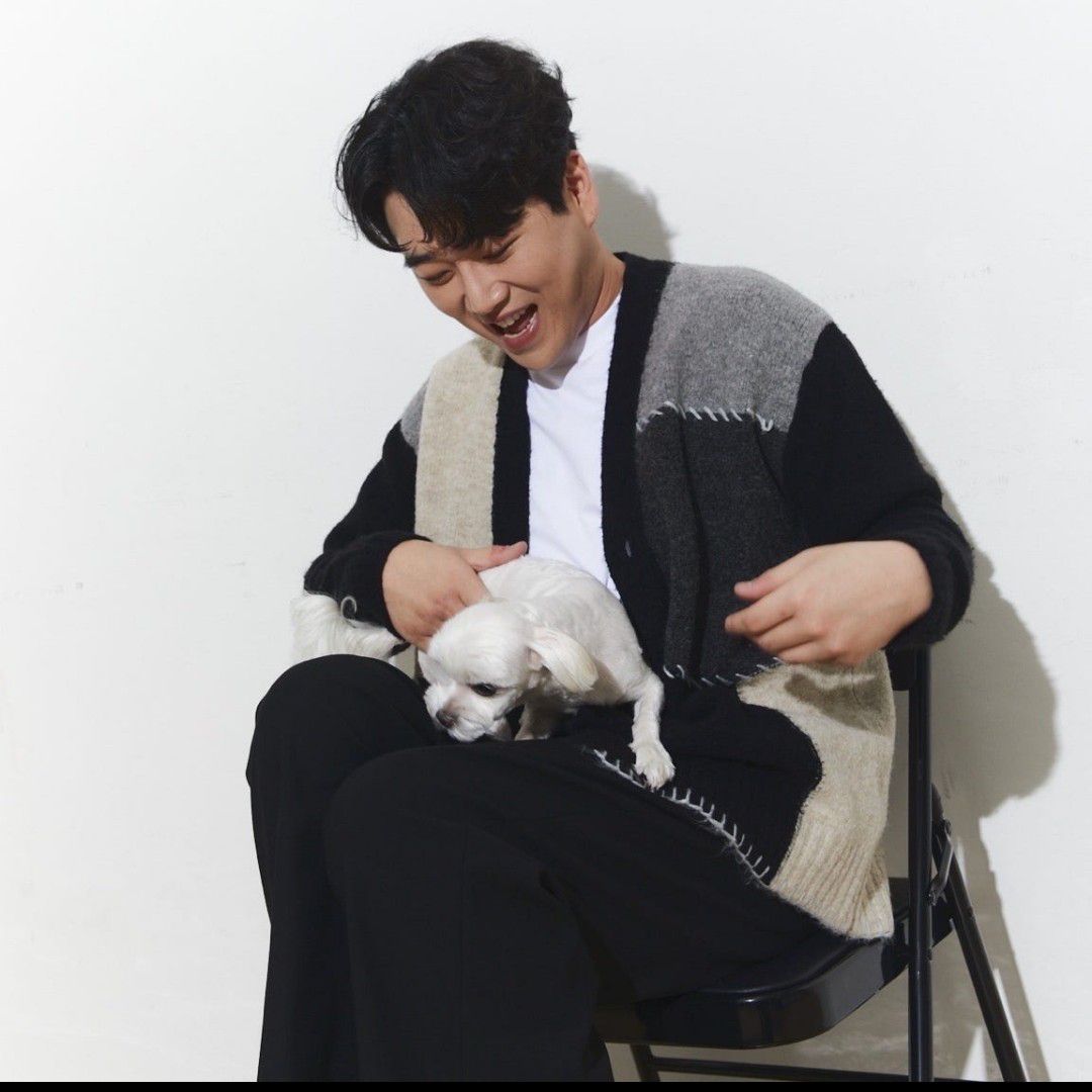 A moment captured by a fan of Hwang Youngwoong