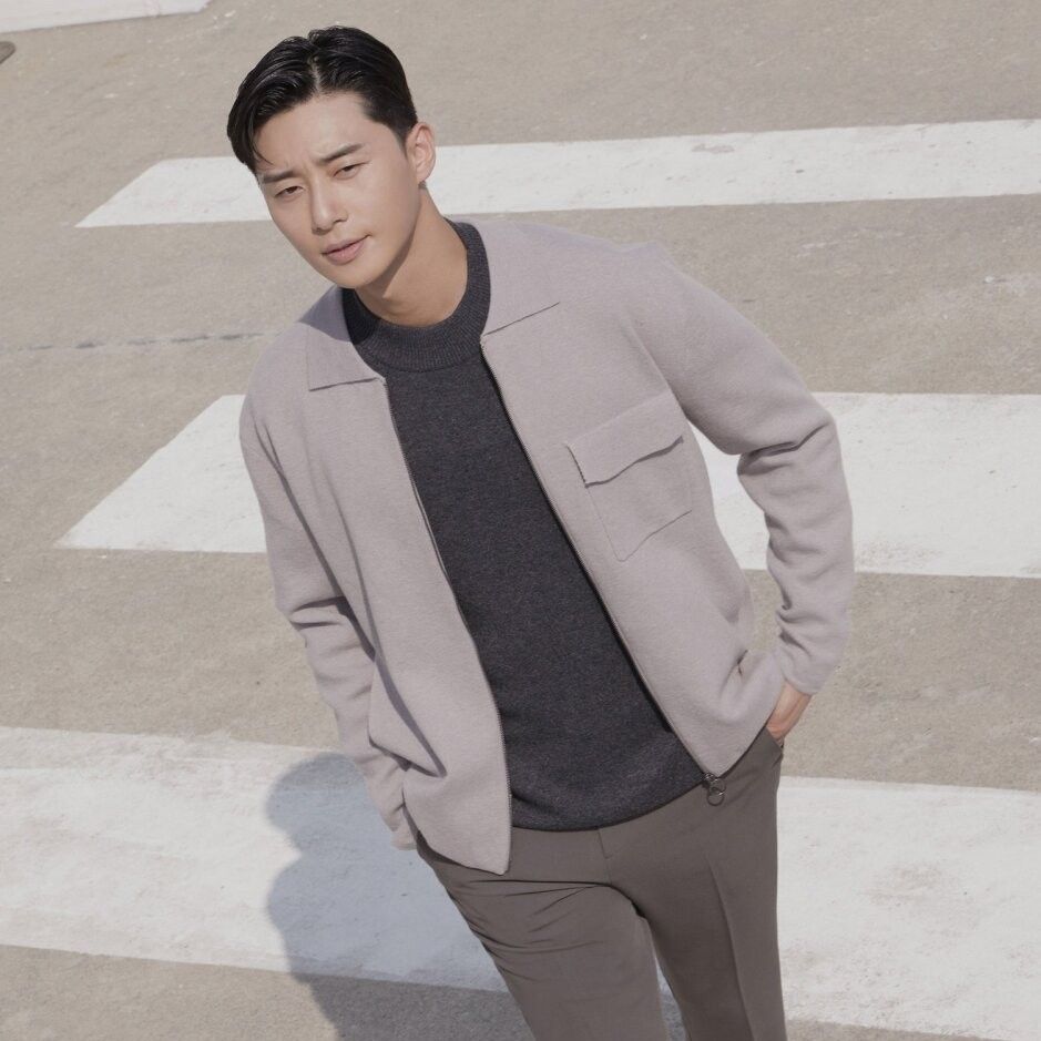 Behind-the-scenes cut of Park Seojoon