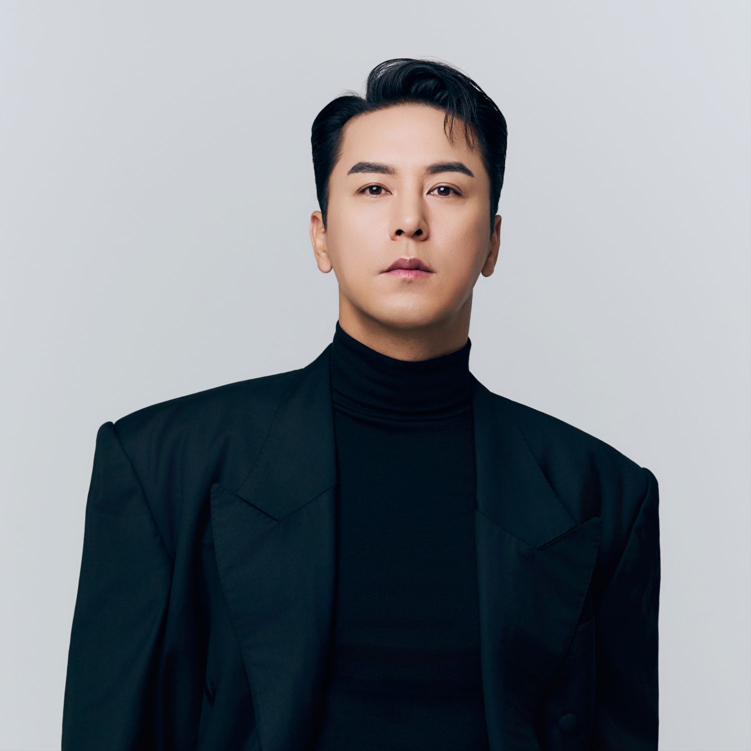 チャン・ミンホの最近の活動ショット