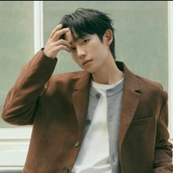 Latest photo of Jung Haein