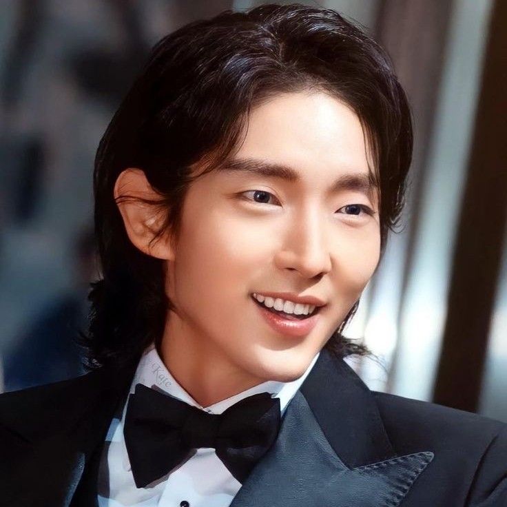 Cuplikan di balik layar dari Lee Joongi